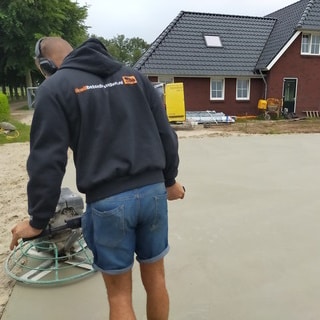 Gevlinderde betonvloer Deventer